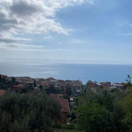 Апартаменты Prima Collina Vista Mare Алассио